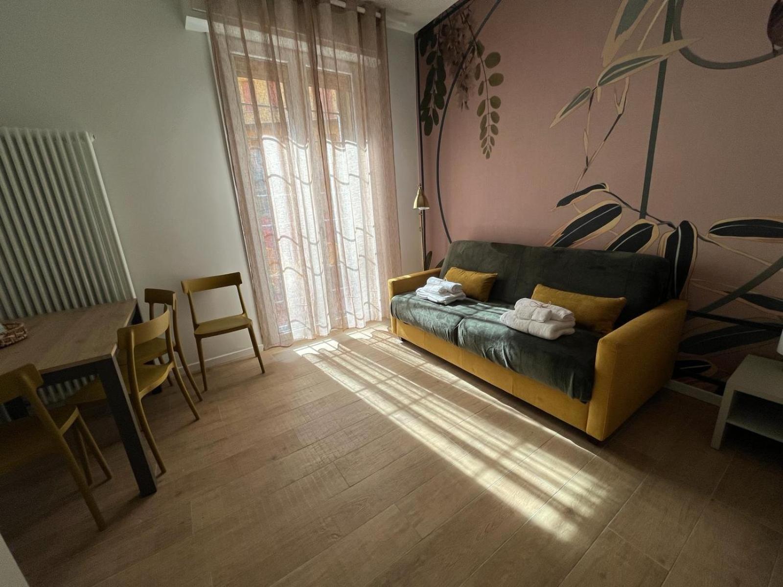 Calari Rooms - Monolocale Bologna Buitenkant foto